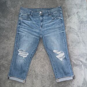 American Eagle artist crop